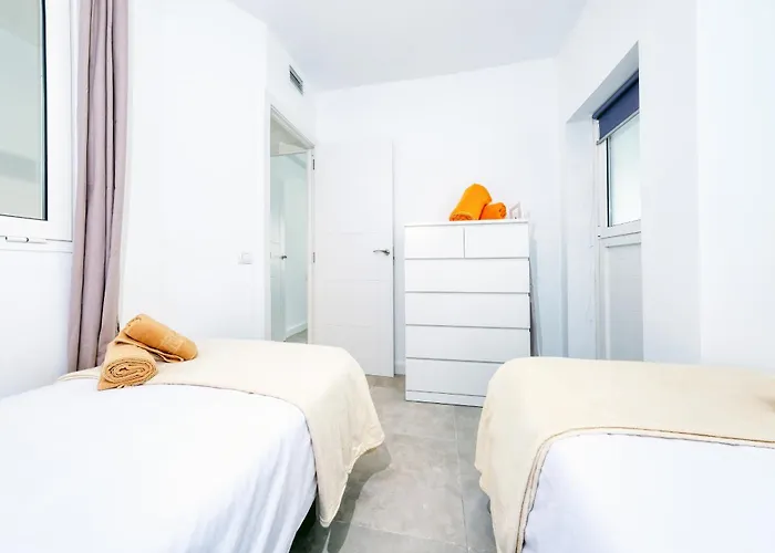 Puerto Diamante 2 - 100m To The By Lanzarote Apartamento